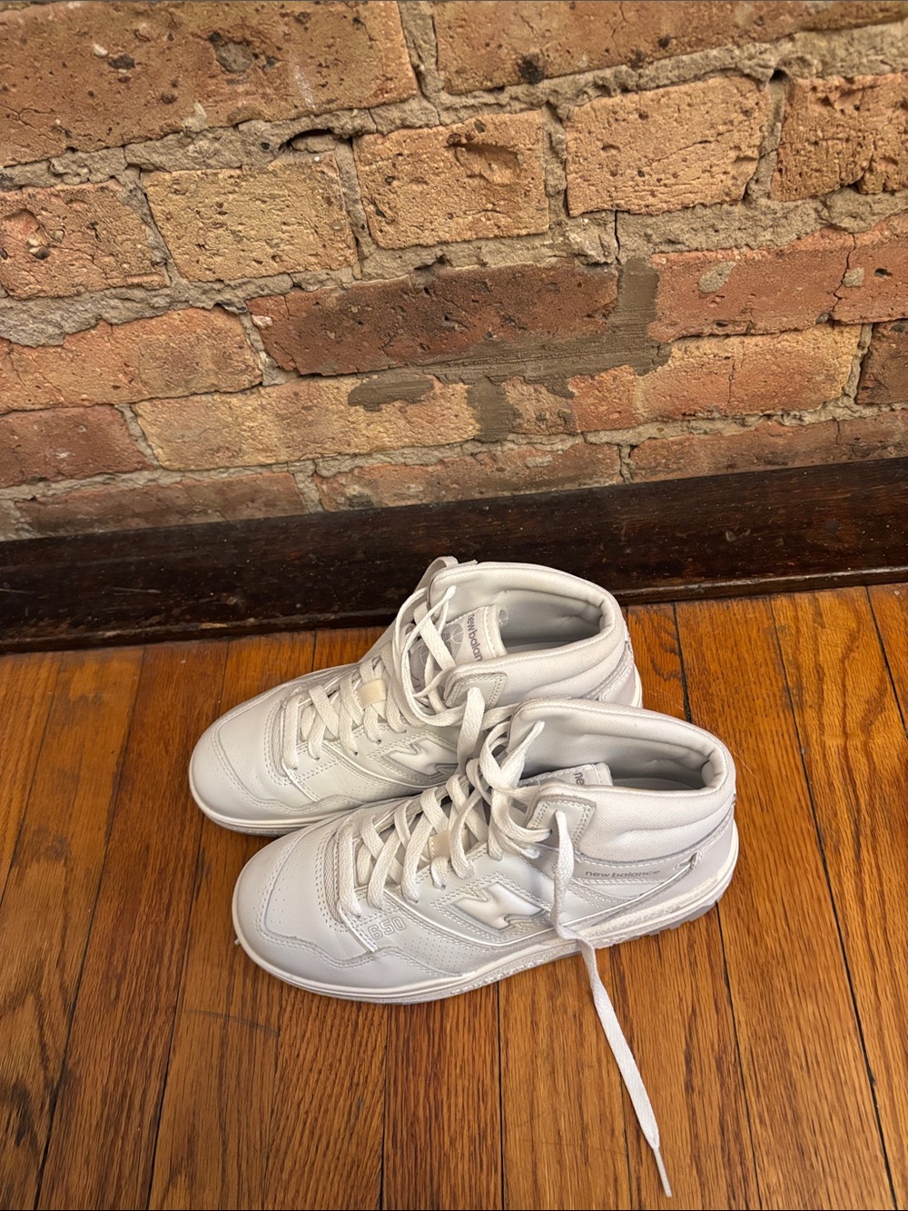 New Balance 650 White High-Top Leather Sneakers- size 6